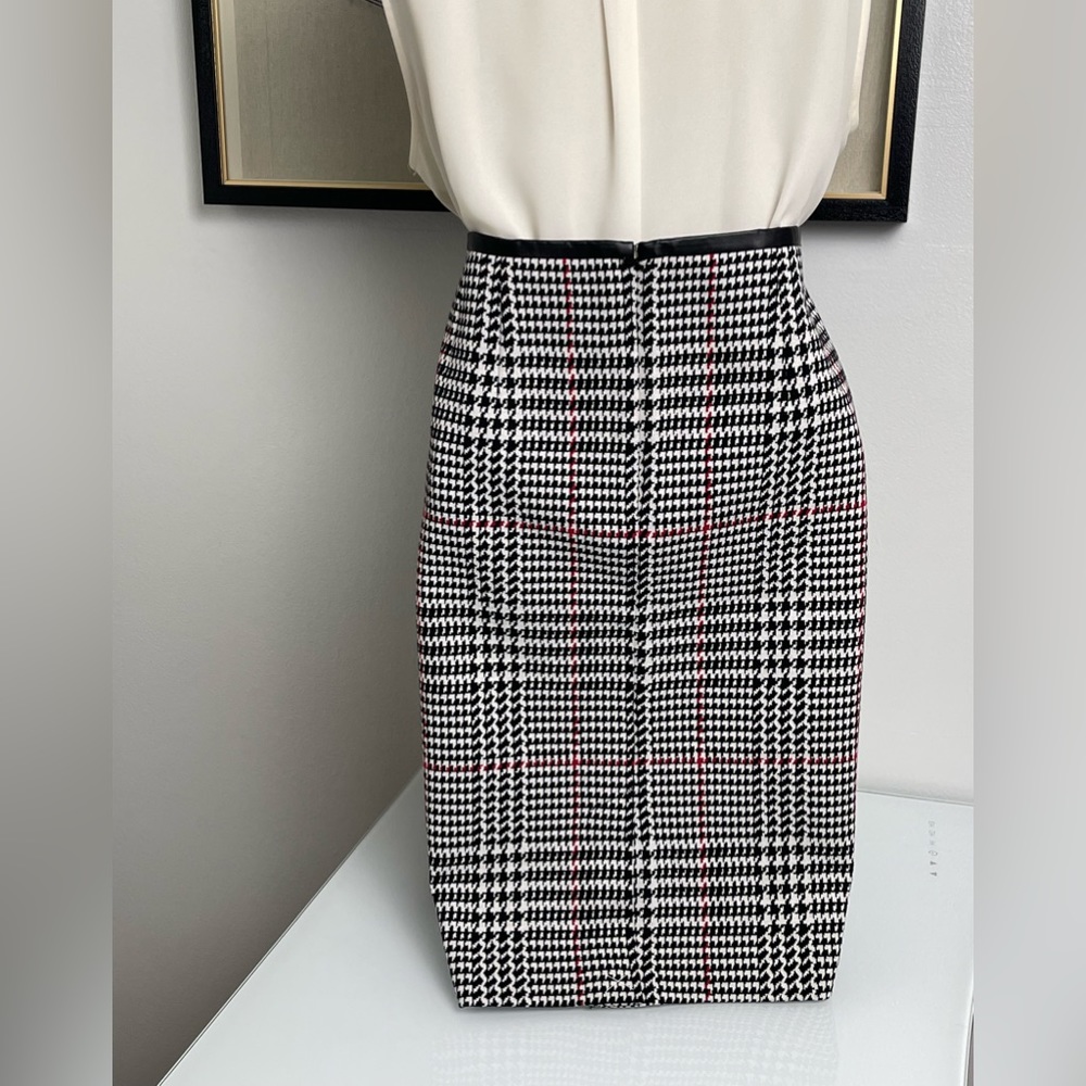 Talbots - Picture 2 of 16